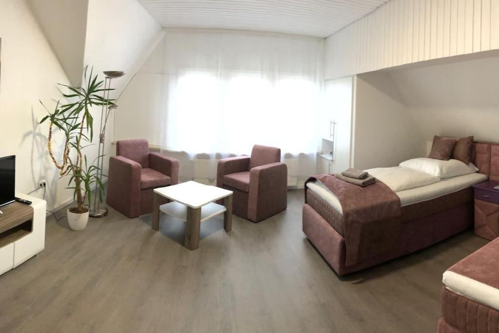 Apartmenthaus Am Bahnhof Детмолд Екстериор снимка