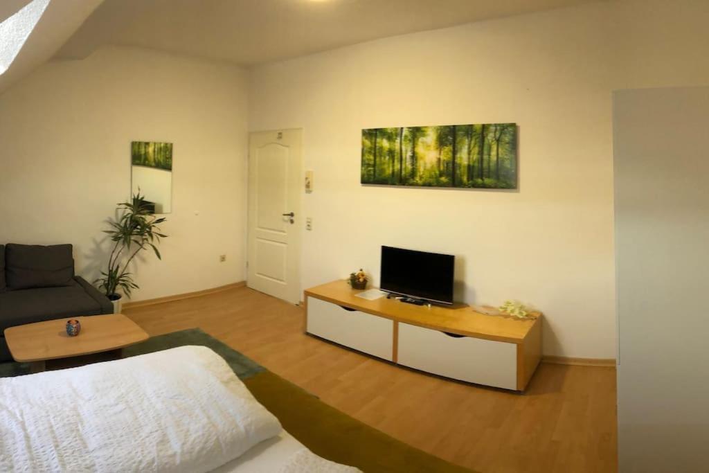 Apartmenthaus Am Bahnhof Детмолд Екстериор снимка