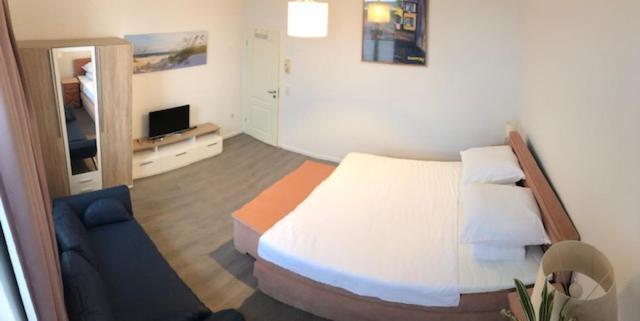 Apartmenthaus Am Bahnhof Детмолд Екстериор снимка