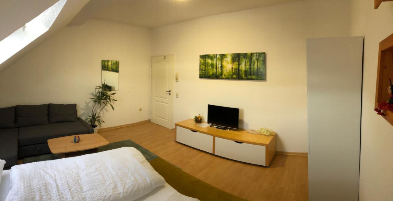 Apartmenthaus Am Bahnhof Детмолд Екстериор снимка